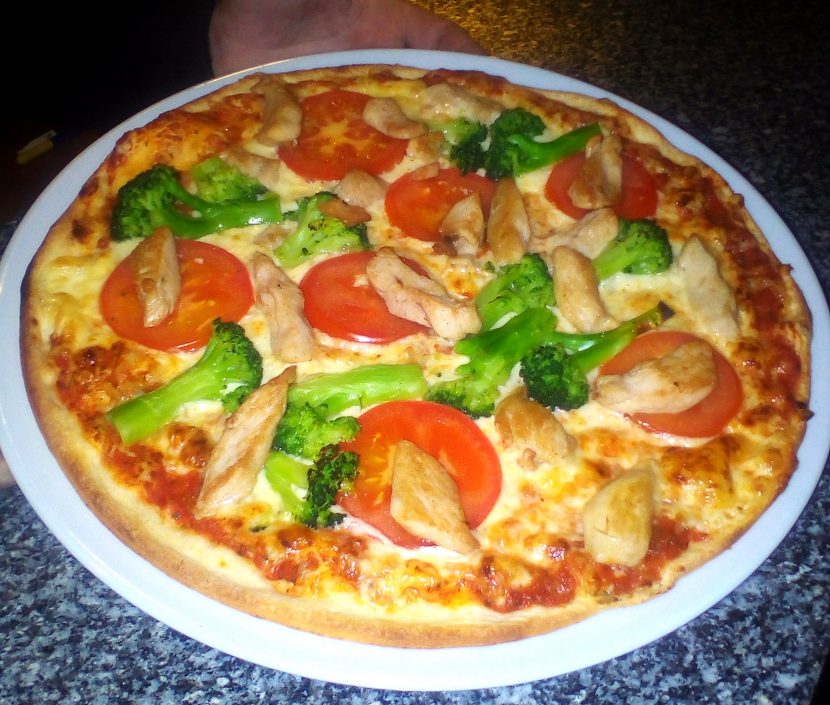 Pizza - Bugatti Pocking Speisen Lieferservice